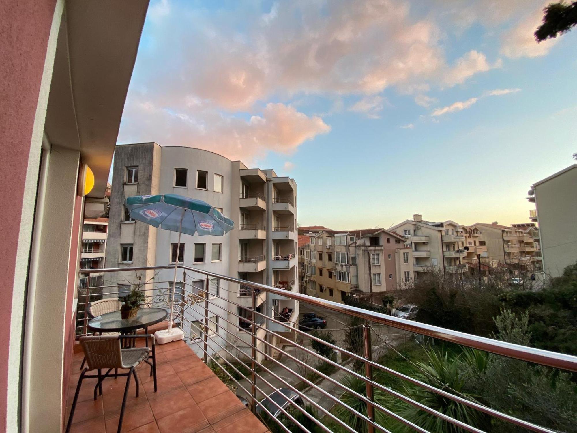 Markovic Aparthotel - Budva Becici Hotel Exterior photo